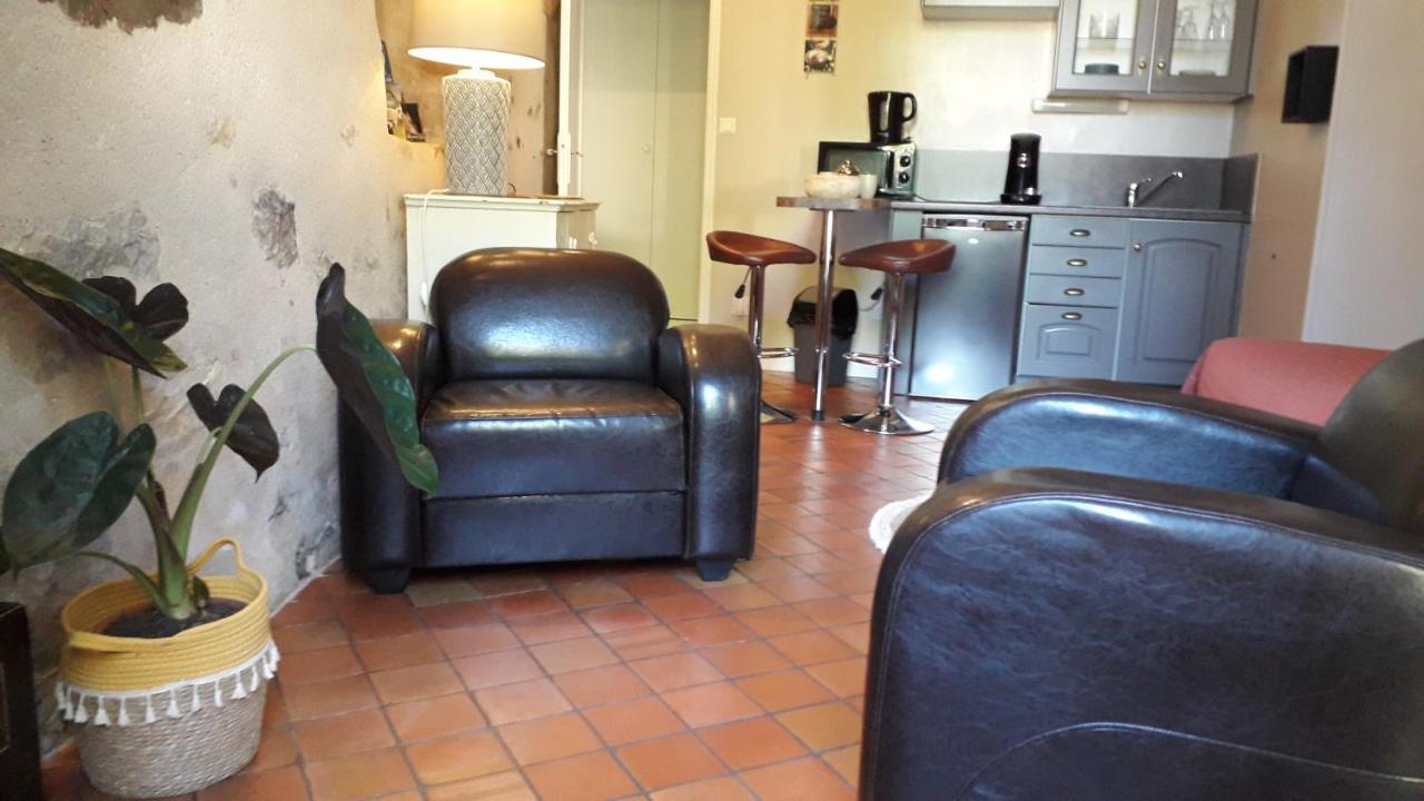 Logis Louisblanc, Muraille Romaine, Lit Queen-Size, Centre Ville Le Mans Exterior foto