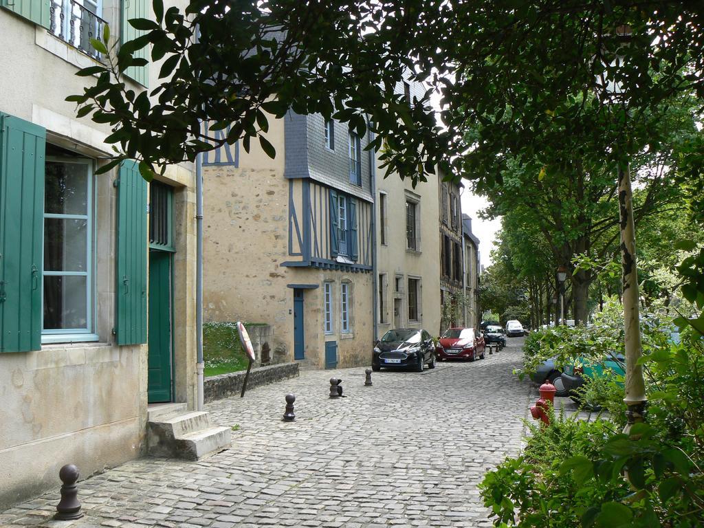 Logis Louisblanc, Muraille Romaine, Lit Queen-Size, Centre Ville Le Mans Exterior foto