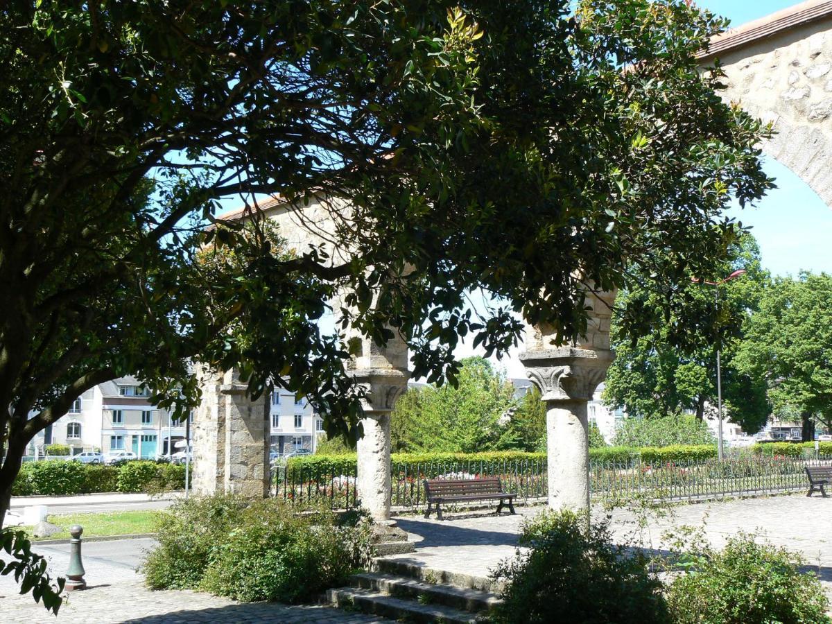 Logis Louisblanc, Muraille Romaine, Lit Queen-Size, Centre Ville Le Mans Exterior foto